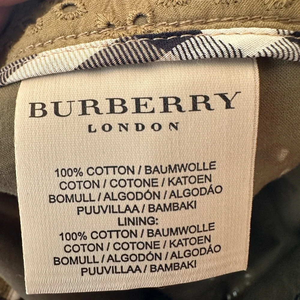 Burberry London Eyelet Brown Bermuda Short Capri 100% Cotton Size 4 new with tag
